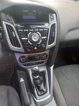 Ford Focus III Kombi 1.6 TDCi Titanium 2012, 85 kW - 9