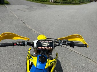 Suzuki RM-Z 450 - 9