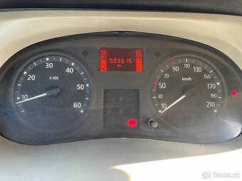 RENAULT TRAFIC 2.0 84kw - 9