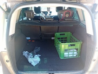 Renault Grand Scenic  1,9 dci - 9