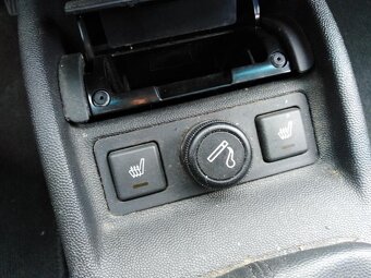 OPEL COMBO 1,4i BENZIN 66 KW KLIMA,TAŽNÝ, ZA  54000 KČ - 9