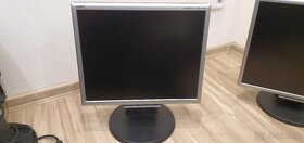 LCD monitory, D-SUB, DVI, reproduktory, Lenovo, Nec, Samsung - 9