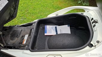 Suzuki Burgman 400 - r. 2011, najeto 42.318 km - 9