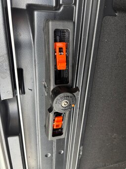 Volvo střešní box VolvoCars 430 - 9