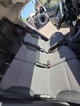 Malá dodávka Peugeot Partner - 9