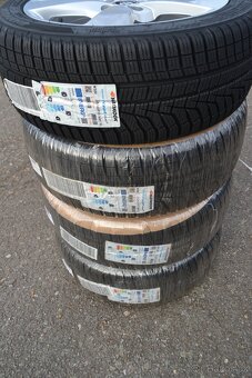 Š.Rapid/ Fabia 3 - NOVÝ zimní Alu komplet– 215/45R16 - 9