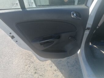 OPEL CORSA D 1.2i 63KW R.V.2014 POUZE DÍLY - 9