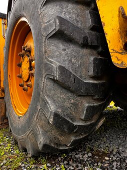 Komatsu WB 93 r - 9