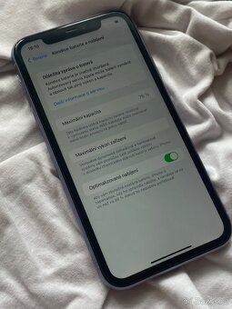 iPhone 11 - 9
