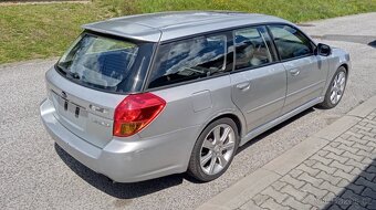 Subaru Legacy spec B H6 - 9