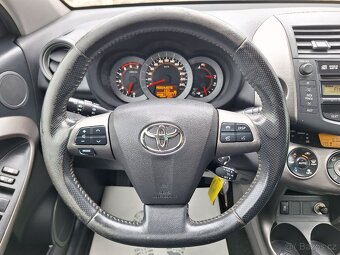 Toyota Rav4, 2,2D4D,110kW, nové vstřiky, tažné - 9