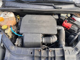 Ford fiesta - 9