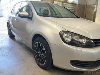 Volkswagen Golf 6 1.4Mpi 59KW COMFORTLINE 132 tis km 7/2009 - 9
