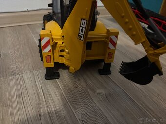 Bruder stavební technika - 9