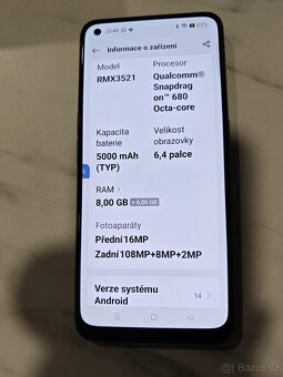 Mobil Realme 9 černý 8GB/128GB DualSim - jako nový - 9