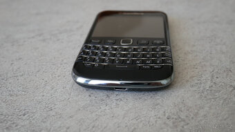 ♦️ BlackBerry ♦️ - 9