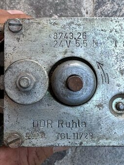 motorek stěračů DDR RUHLA 6V a 24V - 9