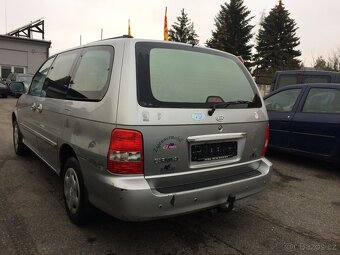 Kia Carnival 2.9Crdi AUTOMAT kůže - 9