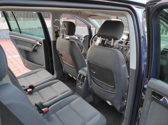 2003 VW TOURAN touran 1,6 fsi benzín - 9