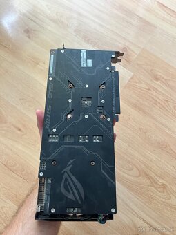 Asus ROG STRIX-GTX1060-O6G-GAMING - 9