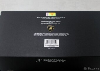 Autoart Signature Lamborghini Aventador J 1:18 Metallic red - 9