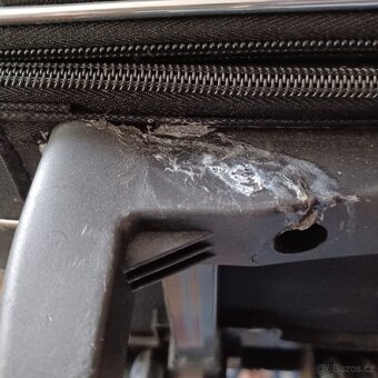 Cestovní střední kufr - 9