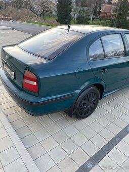 Škoda Octavia 1 1,6 55kW Najeto 141 000km - 9