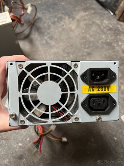 Zdroje napájení PC Zdarma, DVD-ROM, Základní deska - 9
