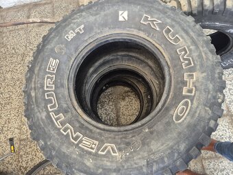 KUMHO VENTURE M/T 33 12,5 r15 - 9
