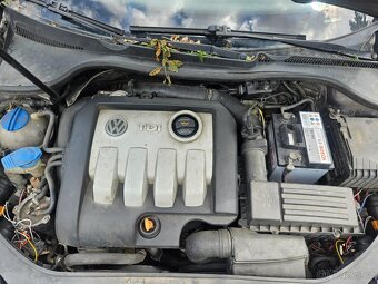 Volkswagen Golf 1.9 77 kW - 9