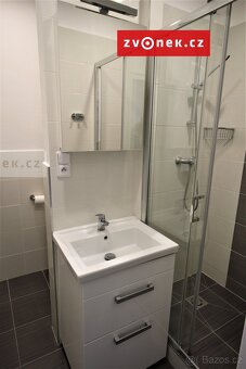 1+kk po kompletní rekonstrukci, centrum Zlína, krásný výhled - 9