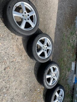 Alu kola velikost 17 5x112 s pneu 225/50/17 - 9