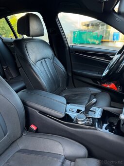 BMW 520d xDrive G30 140 kW, Sport Line,perfektní stav - 9
