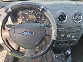 Ford Fusion 1,4i - 9