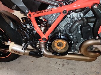 KTM 1290 SUPER DUKE R - 9