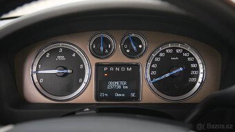Cadillac Escalade, ESV Platinum 6,2/301kW ČR - 9