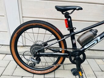 Superior Team 20 (2025) v záruce,minimálně jeté - 9