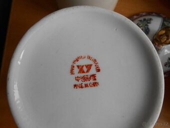 Starý čínský porcelán 11kusů - jedna špička víčka přilepená - 9