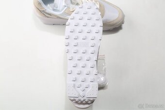 Nike Sacai x LDWaffle "White Nylon" - 9
