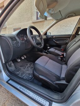 VW Golf 4 1,4 55kW - 9