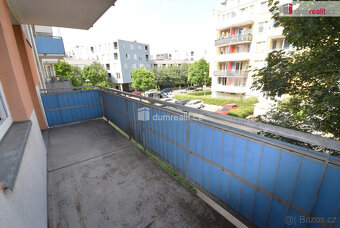 Pronájem bytu 1+kk, 36m² s balkonem, ul. Zlonická, Praha 9- - 9
