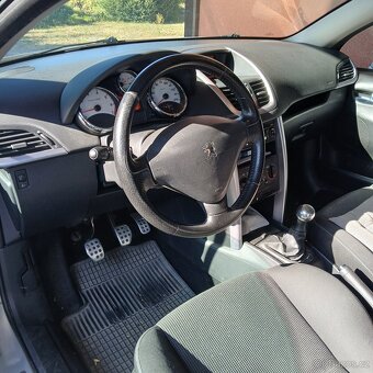 Peugeot 207 cc - 9