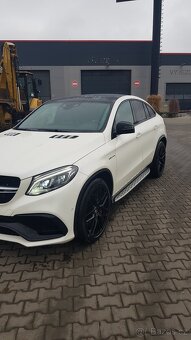 Prodám Mercedes Benz GLE63s - 9