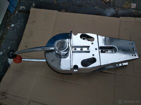 Ovládání dvou lodních motorů - 9