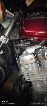 Suzuki gsx750 L - 9