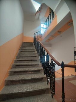 Pronájem bytu 3+1, 98 m2 v centru Tábora - 9