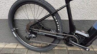 Nové elektrokolo Focus Jarifa 6.8 - 9