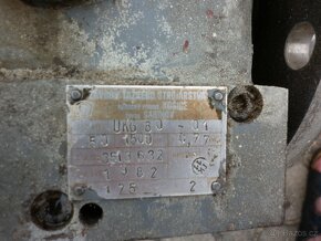 PŘEVODOVKA S ELEKTROMOTOREM - 9