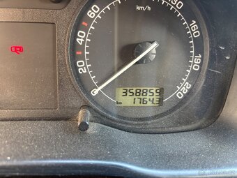 Škoda Octavia 1,9 TDI 4x4 na díly - 9