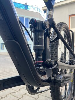 Nové karbonové horské kolo Kross Earth 3.0 velikost L - 9